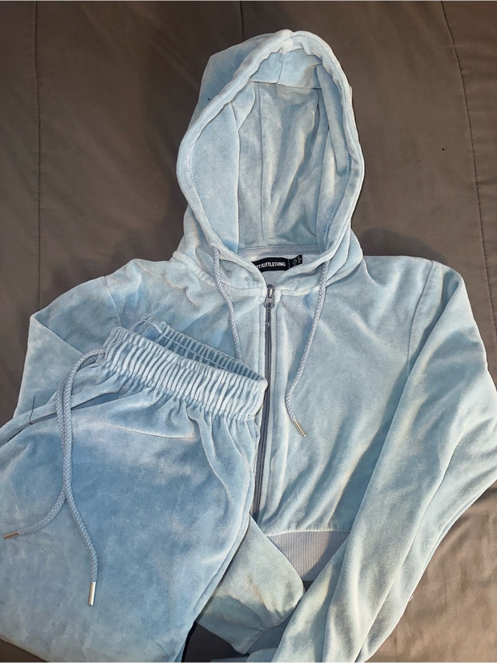 PrettyLittleThing Powder Blue Velour Zip Hoodie & Joggers Set